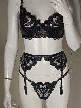 🖤Honey Birdette 🖤Black Heart Full Set 4 Pc Bra Garter Thong & Breifs 32ddd/xs
